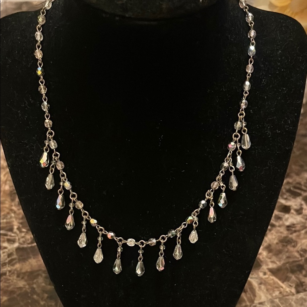 Elegant Crystal Drop Necklace